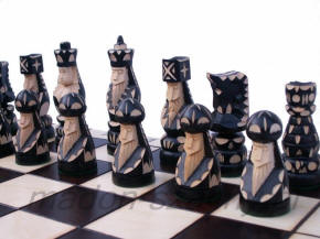 šachové figurky vyřezávané z mramoru, magnetické, turnajový výrobce Polsko